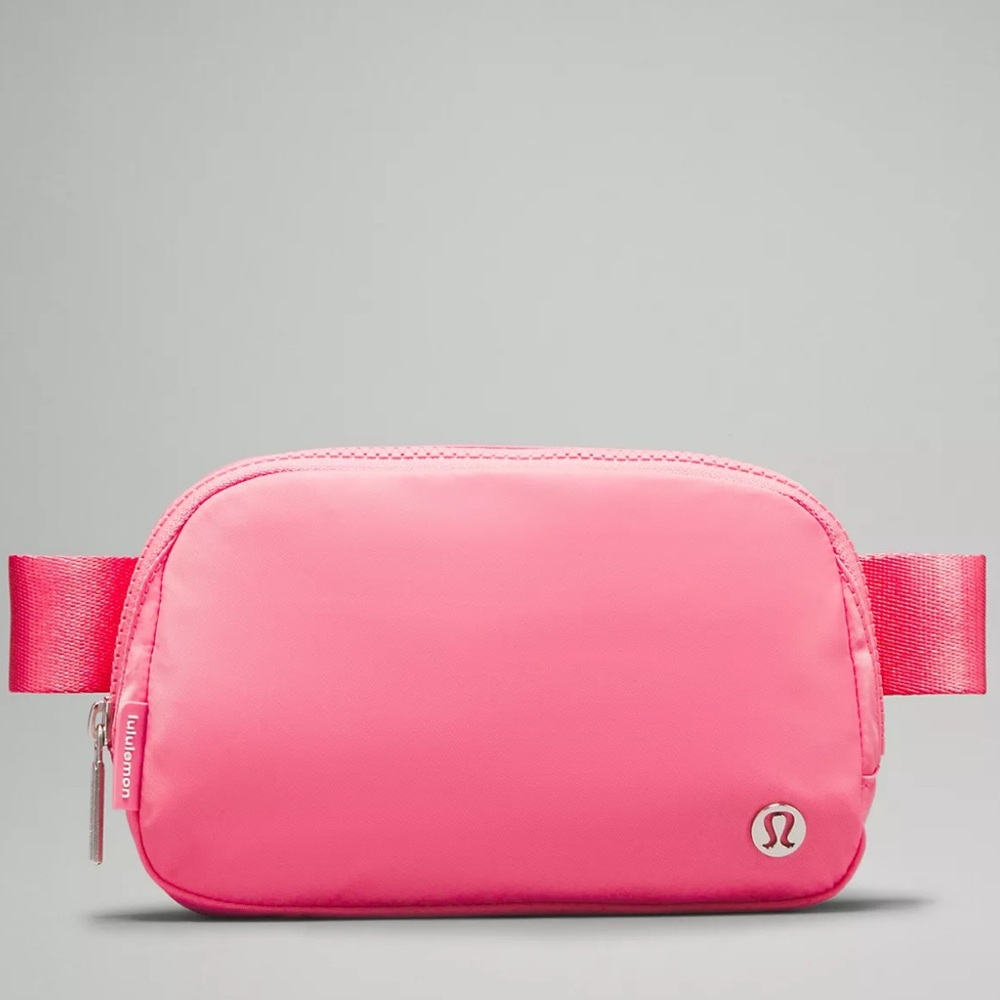 NWT Lululemon Everywhere Belt Bag 1L Sakura Pink